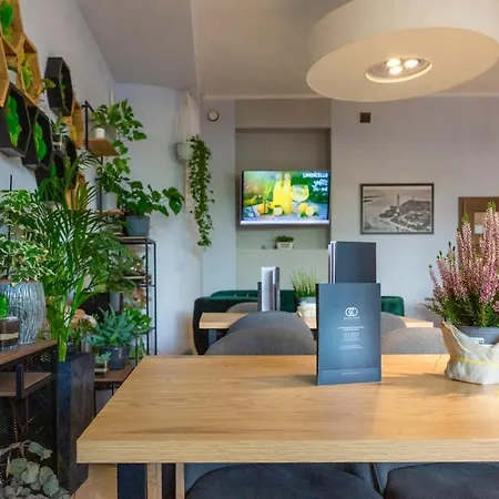 Hotel Cesarskie Ogrody 3*