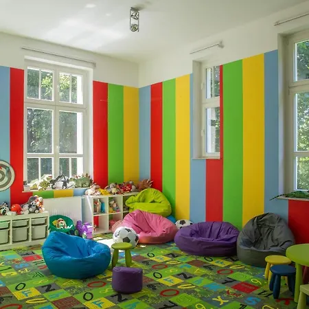 Cesarskie Ogrody シフィノウイシチェ