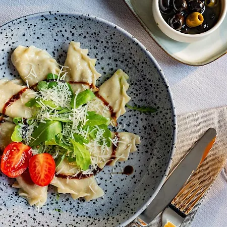 Cesarskie Ogrody シフィノウイシチェ