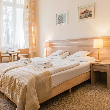 Cesarskie Ogrody 3* Svinoústí