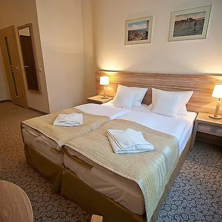 Hotel Cesarskie Ogrody