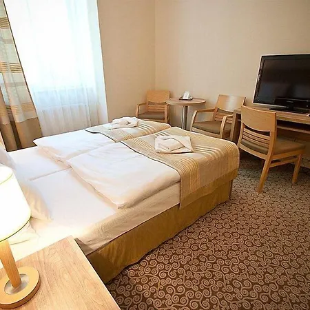 Cesarskie Ogrody ホテル シフィノウイシチェ