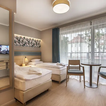 Cesarskie Ogrody ホテル シフィノウイシチェ