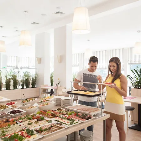 Cesarskie Ogrody シフィノウイシチェ