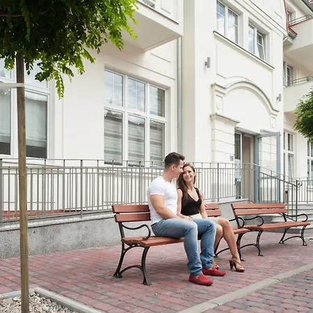 ホテル Cesarskie Ogrody