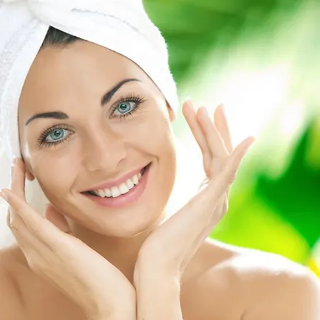 ホテル Cesarskie Ogrody 3*