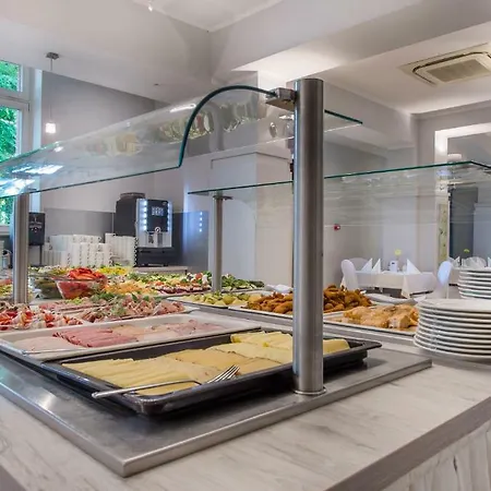 Cesarskie Ogrody ホテル