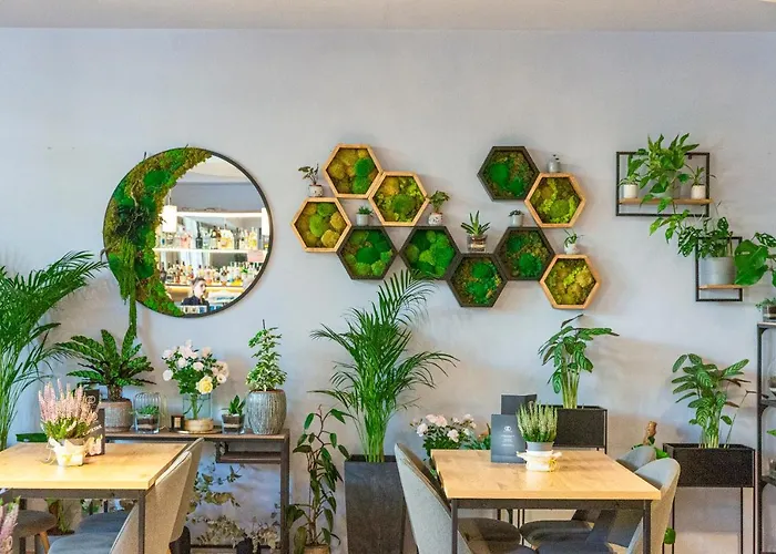 Hotel Cesarskie Ogrody 3*