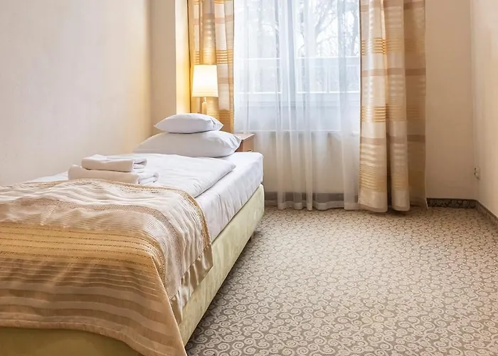 Cesarskie Ogrody Hotel 3*