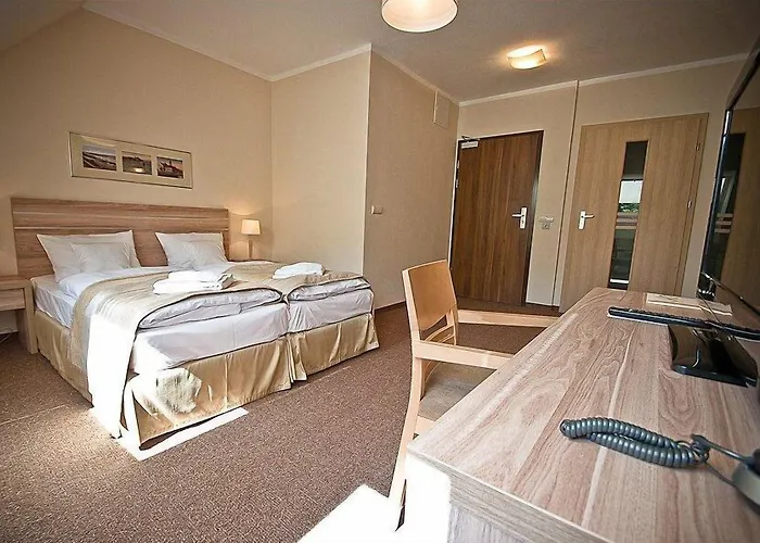 Hotel Cesarskie Ogrody 3*