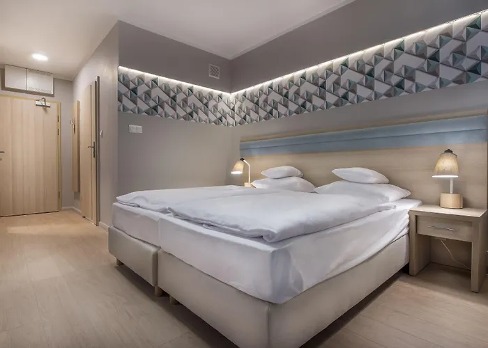 Cesarskie Ogrody Hotel 3*