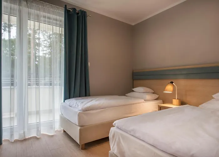 Hotel Cesarskie Ogrody 3*